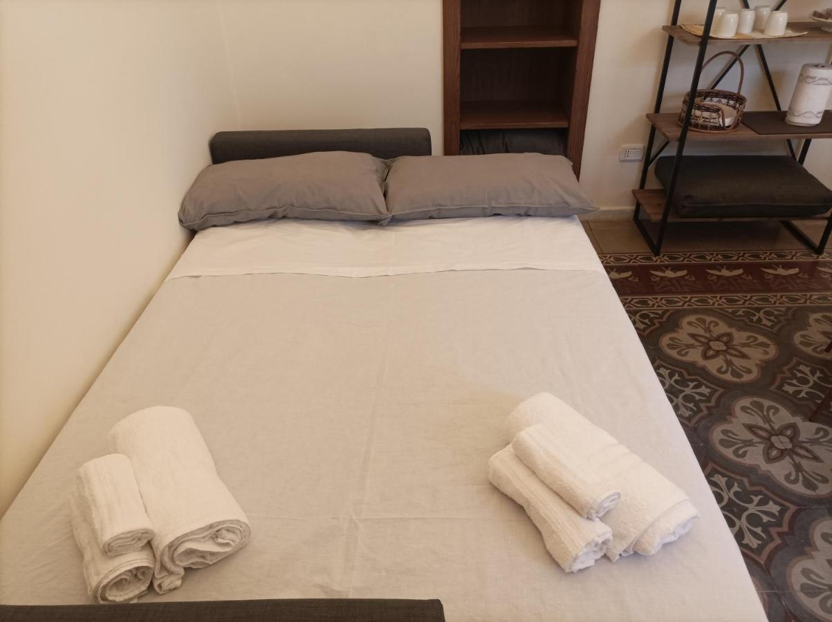 Casa Vacanze Disque Rouge Трані Екстер'єр фото